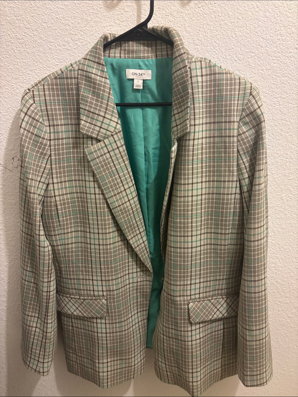 ON-34th Beige Plaid Blazer with Teal Lining